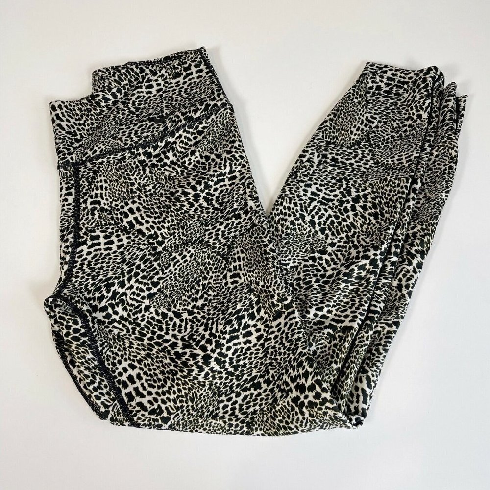 Nike Womens One Tight Fit Leopard Crop Leggings Brown M Mid Rise Pull On CK3072‎